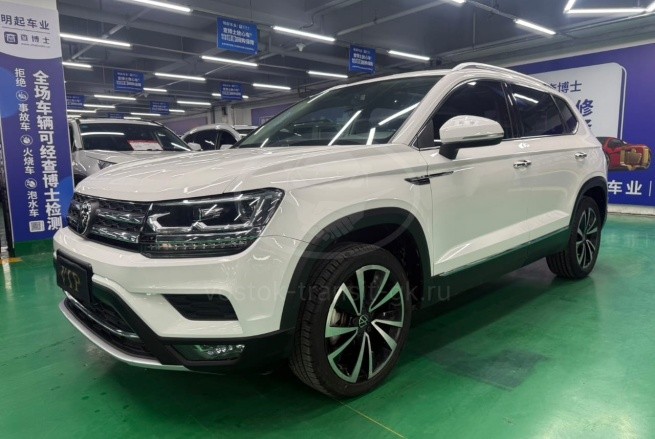 Volkswagen Tharu