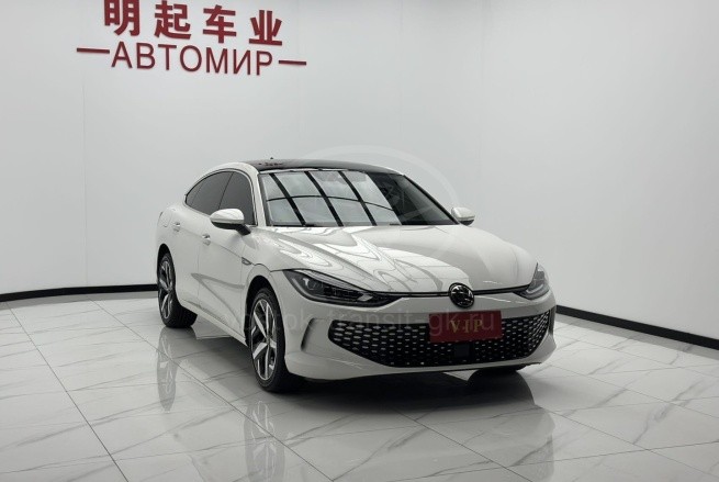 Volkswagen Lamando L
