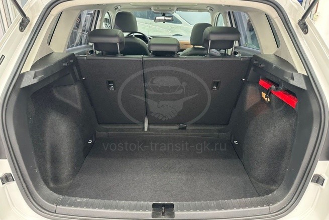 Volkswagen Tharu