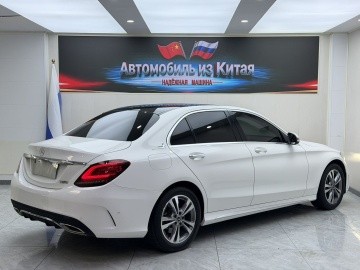 Mercedes-Benz C200L