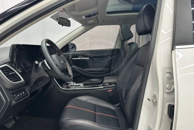 Kia KX3