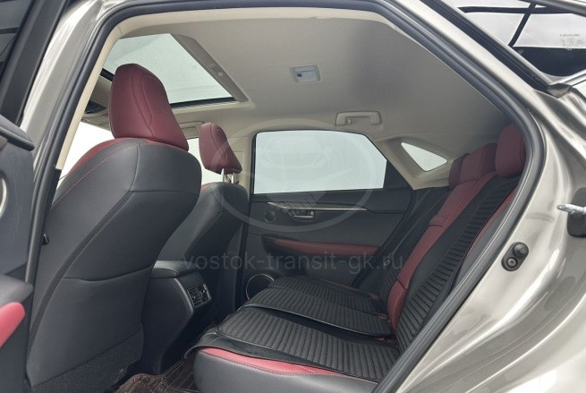 Lexus NX200