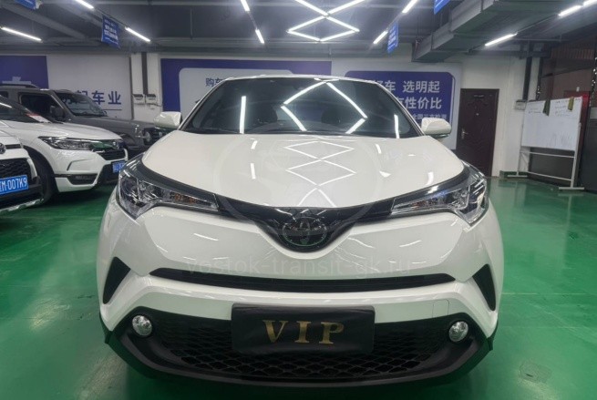 TOYOTA CH-R