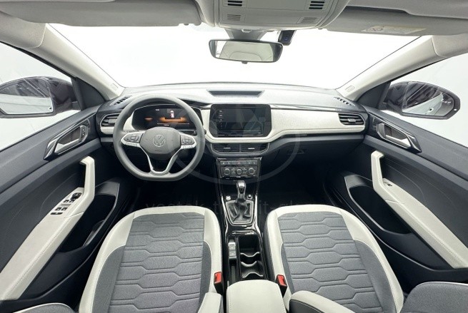 Volkswagen Tharu XR
