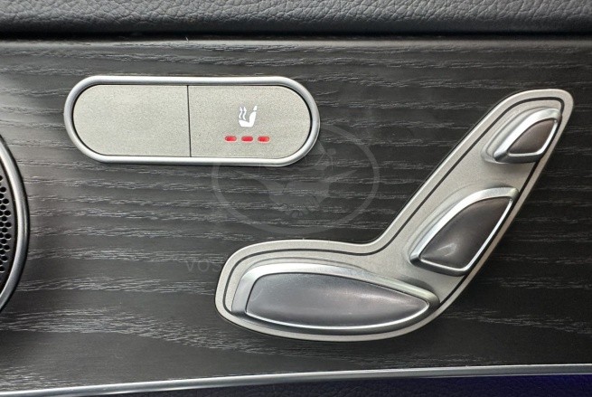 Mercedes-Benz C200L