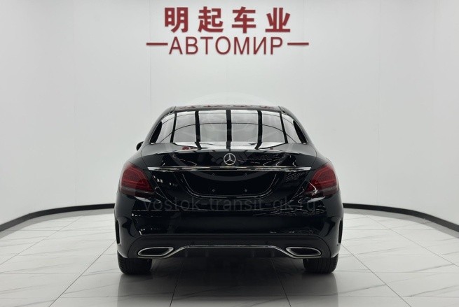 Mercedes-Benz C200L