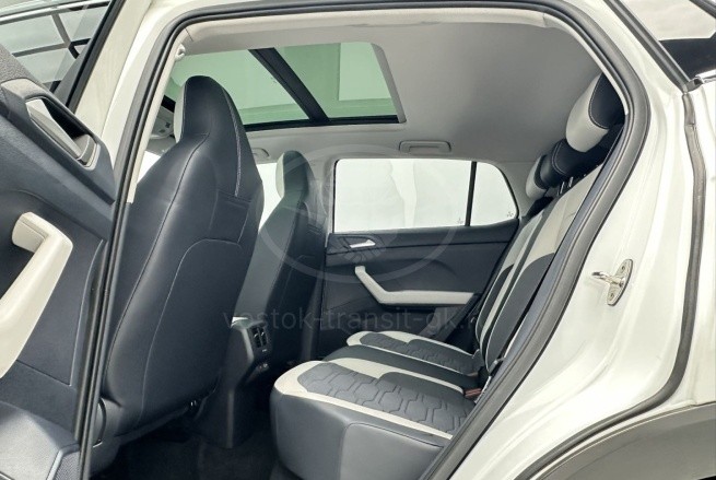 Volkswagen Tharu XR