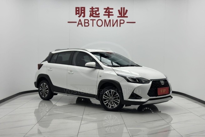 Toyota Yaris L