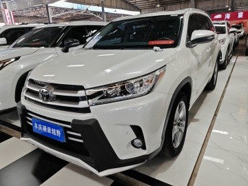 TOYOTA HIGHLANDER