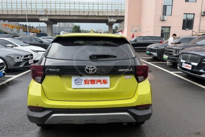 Toyota Yaris L