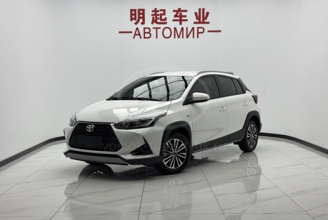 Toyota Yaris L