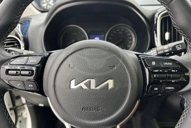 Kia KX1