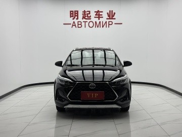 Toyota Yaris L