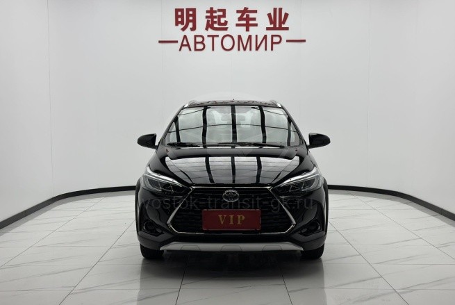 Toyota Yaris L