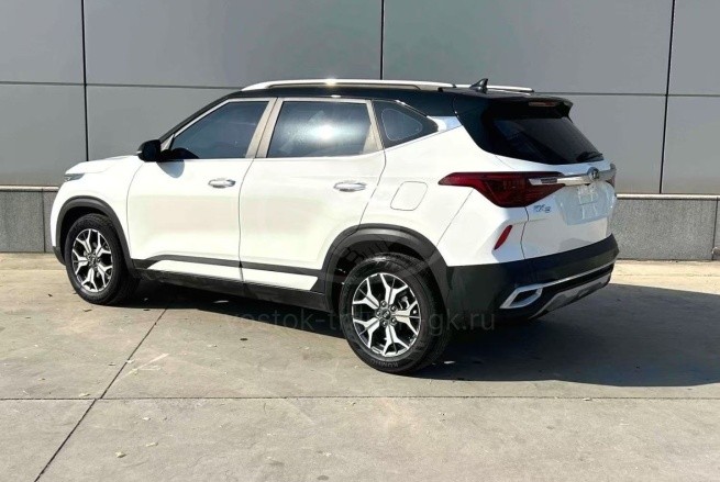 KIA KX3