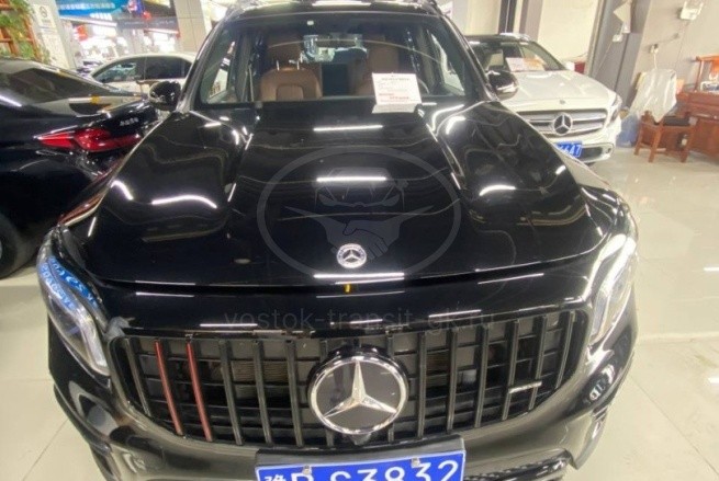 Mercedes-Benz GLB-Class.