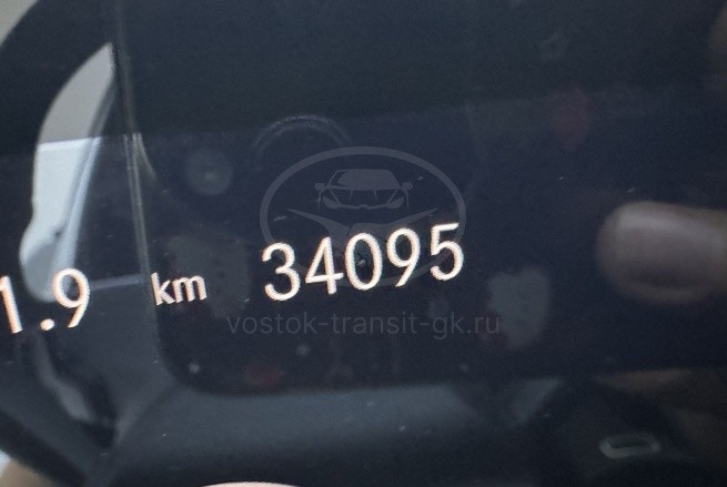 Mercedes-Benz A180L
