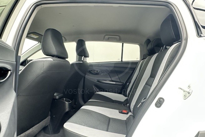 Toyota Yaris L