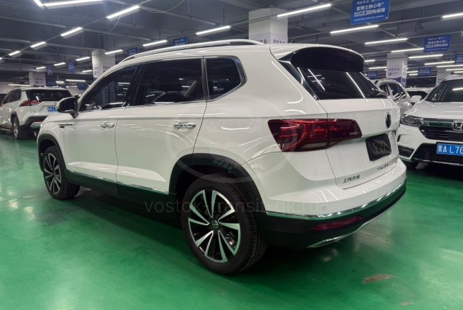 Volkswagen Tharu