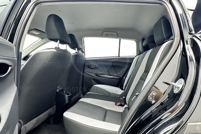 Toyota Yaris L