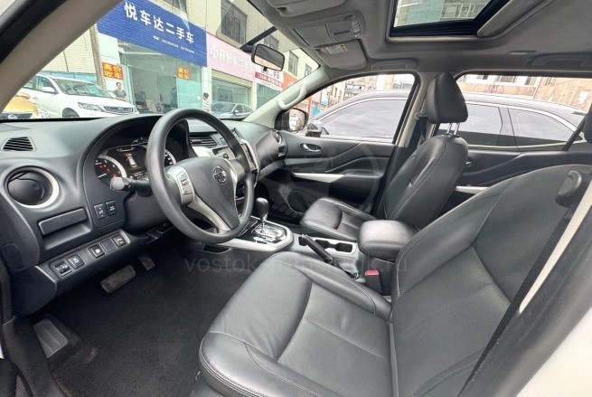 NISSAN TERRA 