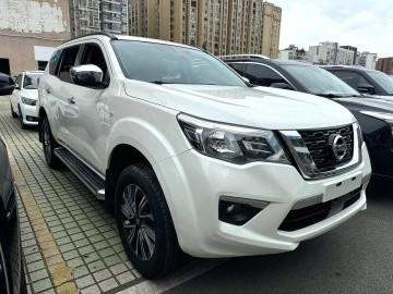 NISSAN TERRA 