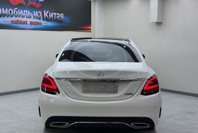 Mercedes-Benz C200L