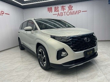 Hyundai Custo