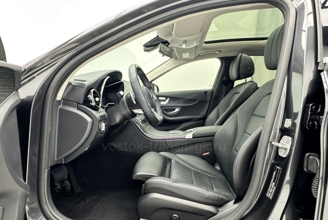 Mercedes-Benz C200L