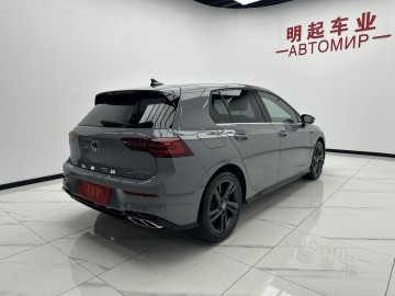 Volkswagen Golf R-Line