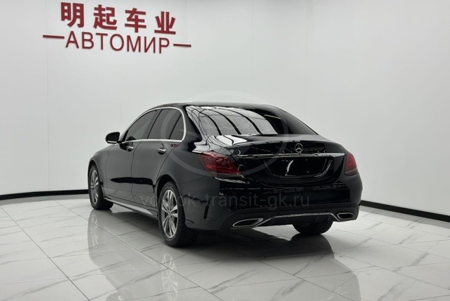 Mercedes-Benz C200L