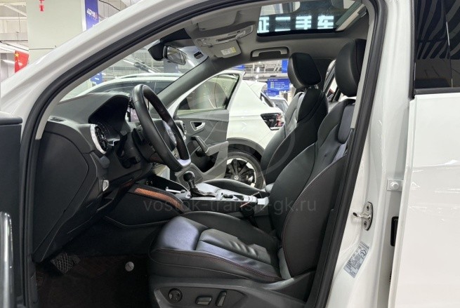 Audi Q2L
