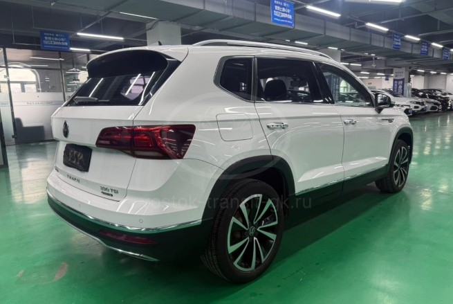 Volkswagen Tharu