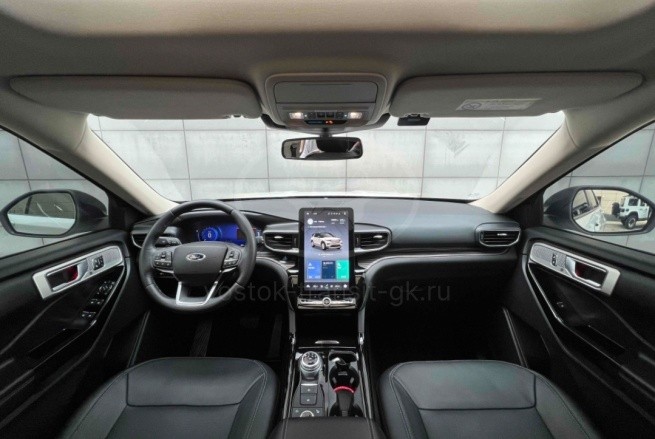 FORD EXPLORER