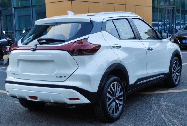 NISSAN KICKS
