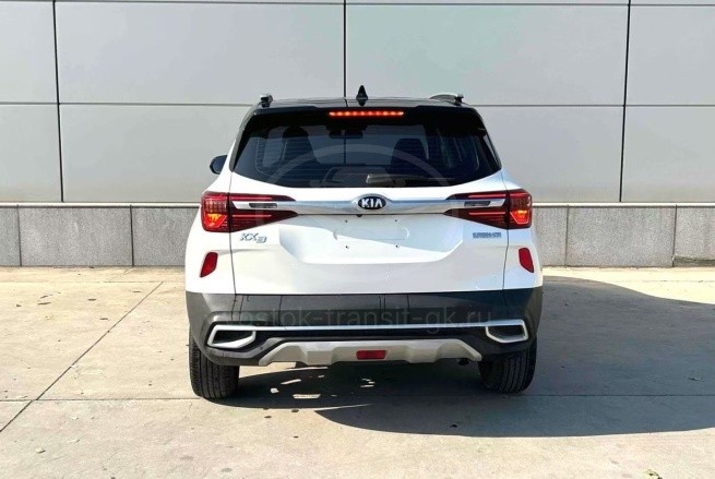 KIA KX3
