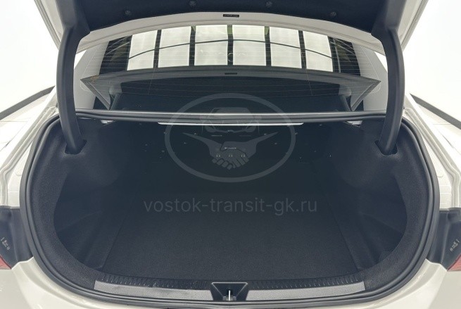 Mercedes-Benz A180L