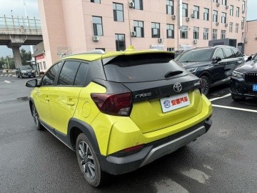 Toyota Yaris L